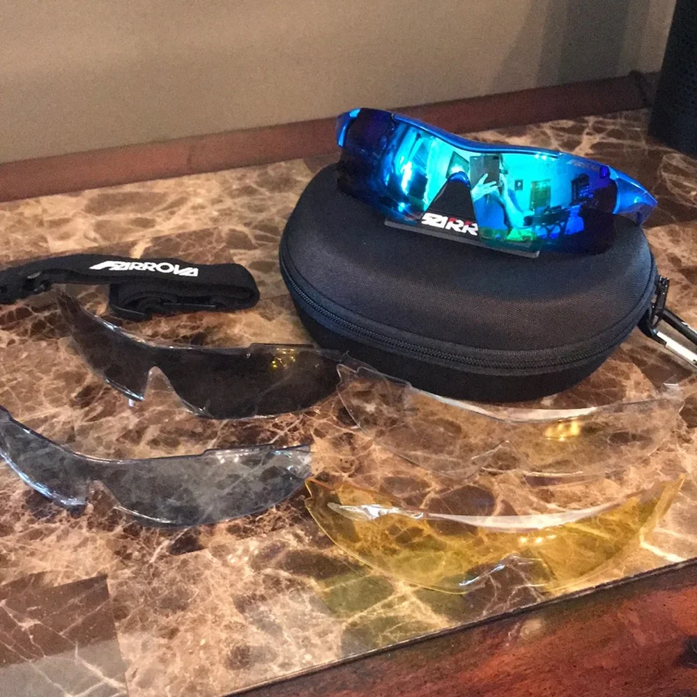 🆕 Polarized Sports sunglasses. - Picture 2 of 6